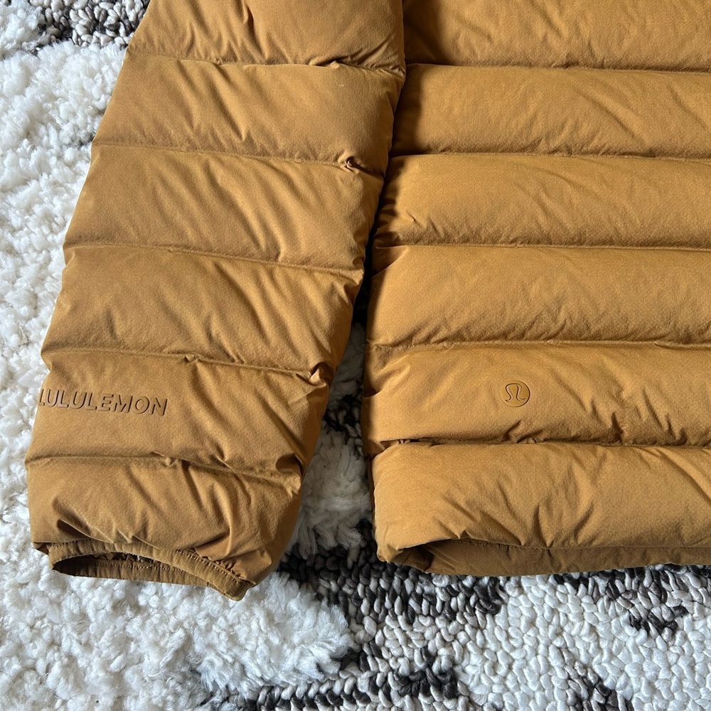 Lululemon Puffer Jacket - Picture 6 of 7